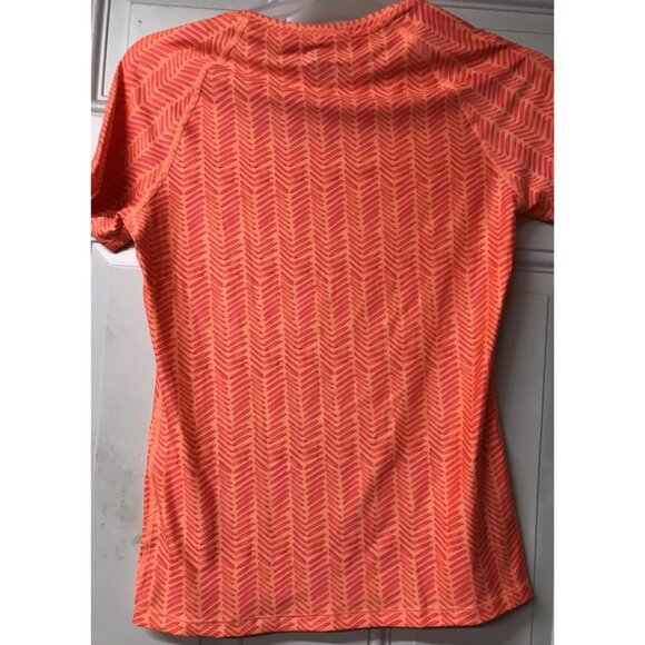 NWT Under Armour Heat Gear Shirt orange Ladies Small - Picture 4 of 5